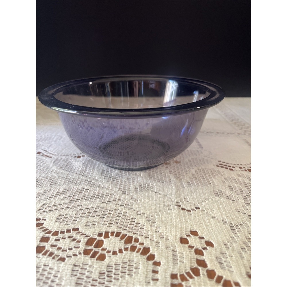Vintage Amethyst PYREX 1 Qt Bowl Clear Purple